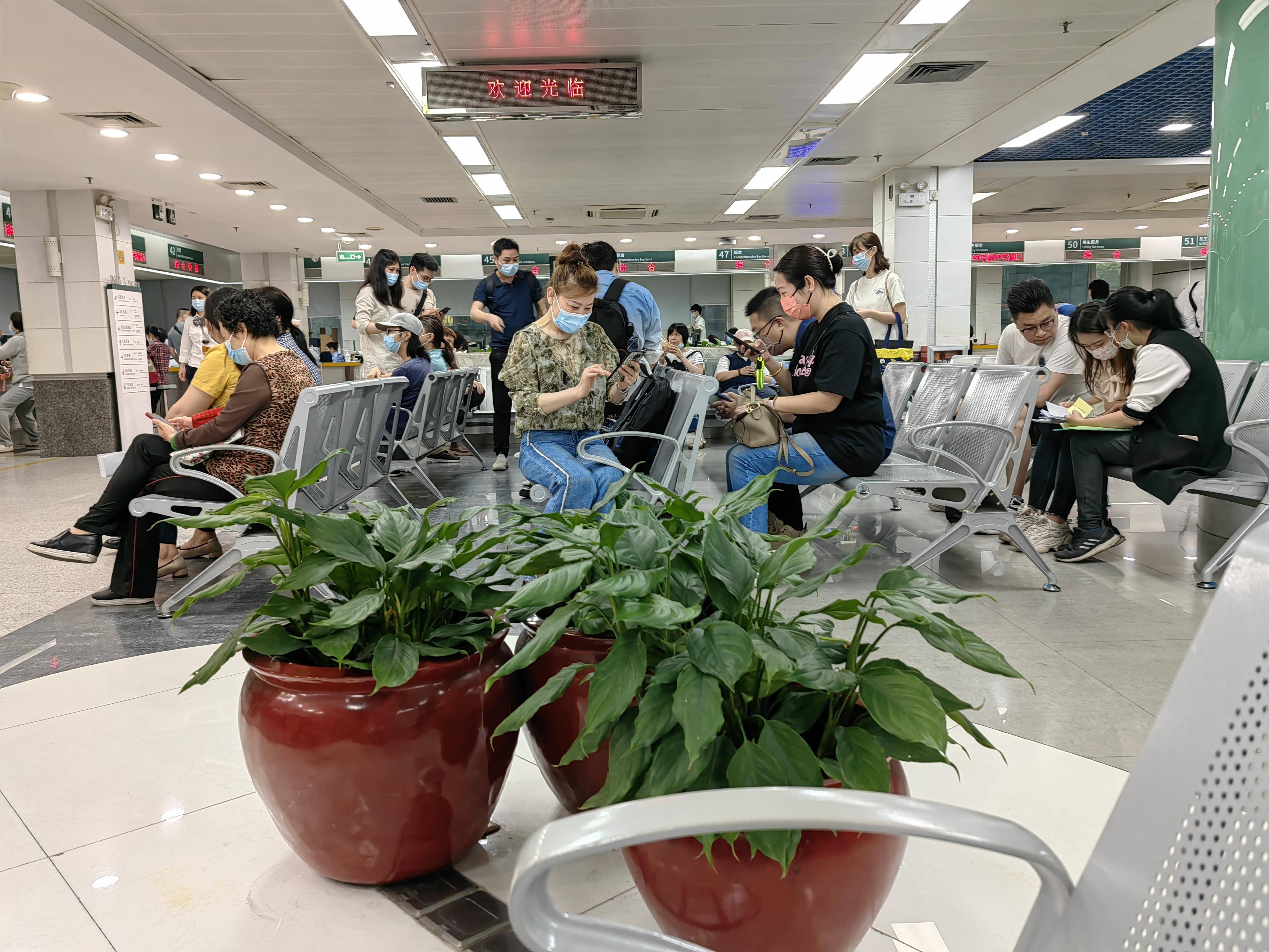 国家统计局：5月份一线城市新建商品住宅销售价格环比由上月持平转为下降0.2%